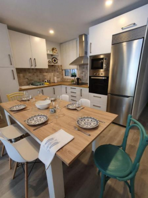 Casa Valentina: Confort y Luz en Sevilla Centro